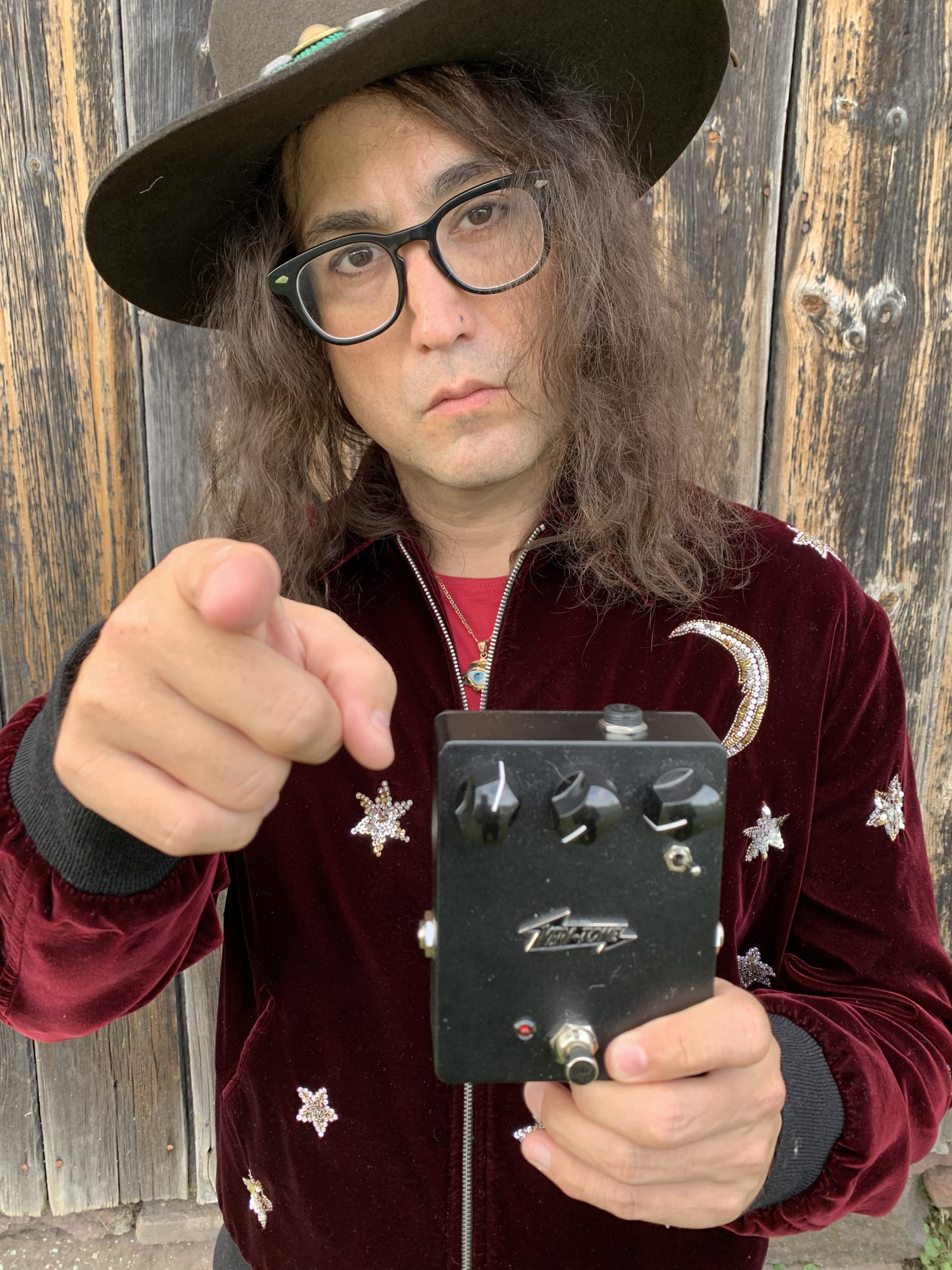 Sean Lennon with Veri-Tone Arcturus pedal